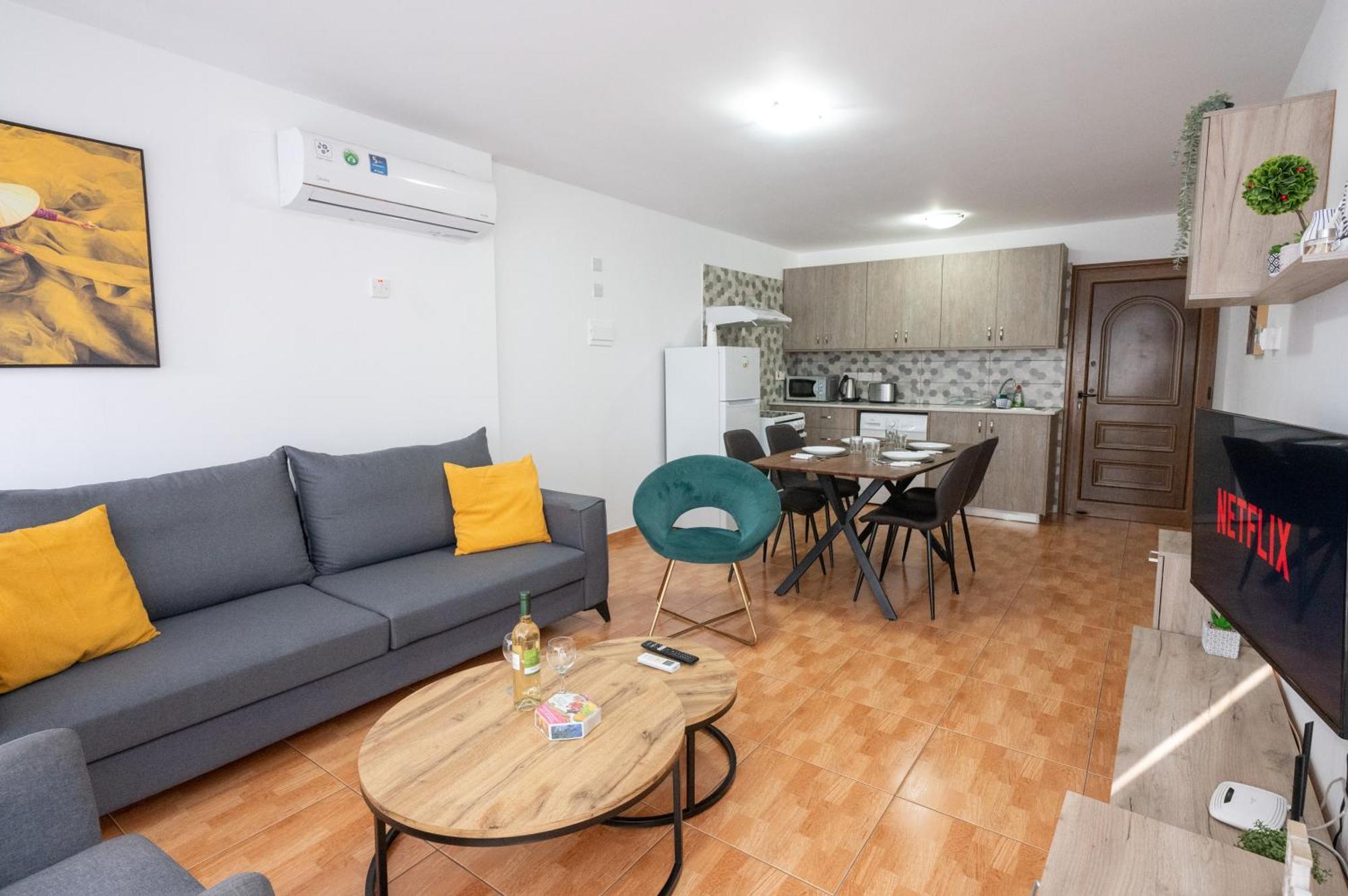 Napa Centrale Suites Ayia Napa Exterior foto